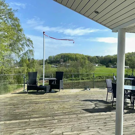 With Exceptional Sea View Ferienhaus