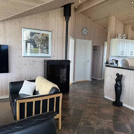 With Exceptional Sea View Ferienhaus